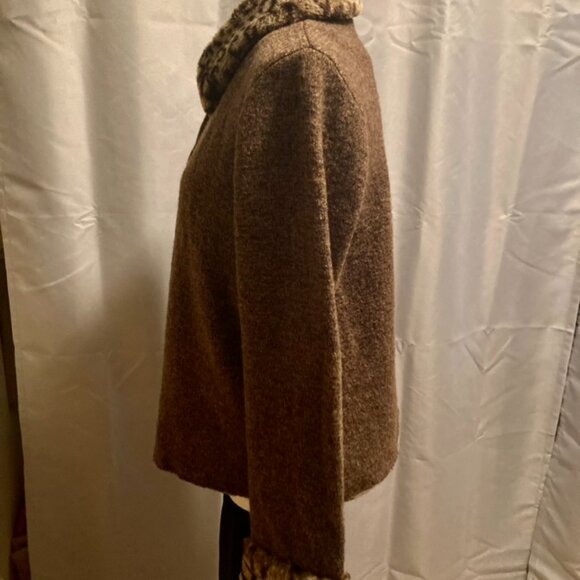 Alexandra Bartlett ~ Medium ~Wool Sweater Jacket, w/Leopard Print Collar + Cuffs - Picture 6 of 12